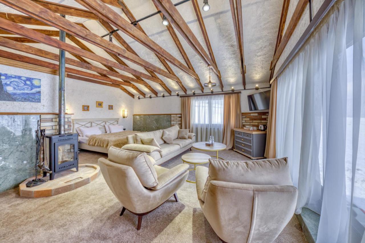 Alpine Castle Hotel Dilijan Ngoại thất bức ảnh